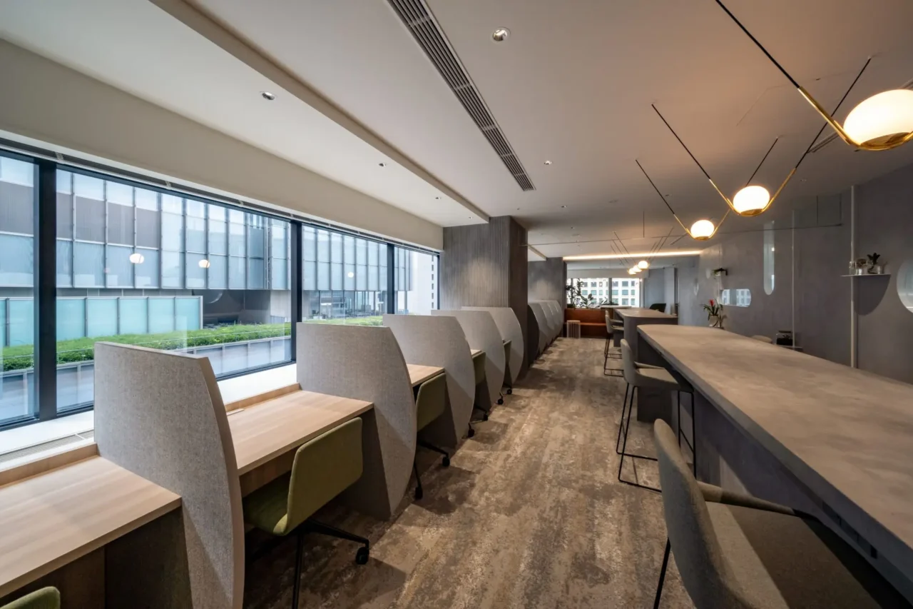 d7e40bfb65c94627df39b700ed6e28e4-5