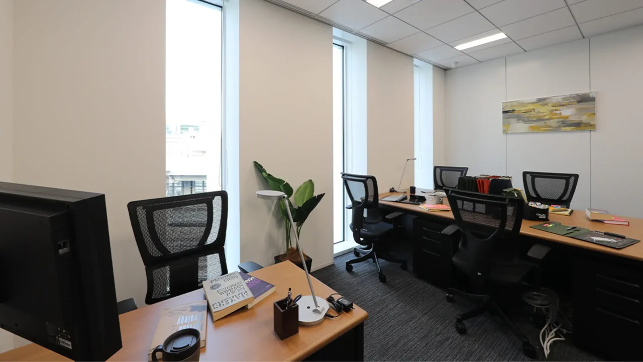 db080d995ffe262c3b8bbfdc2bb6cfcd-1