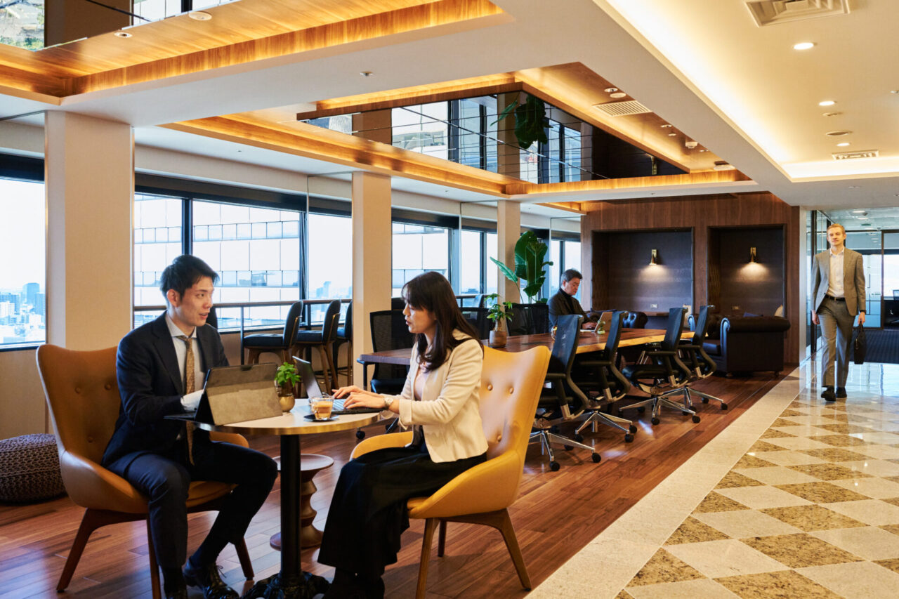 servcorp-twin21-midtower (7)