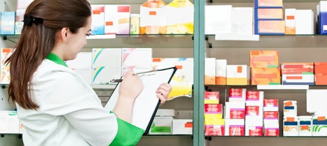 Com apoio de farmacêuticas, associações pedem mais remédios na lista do SUS