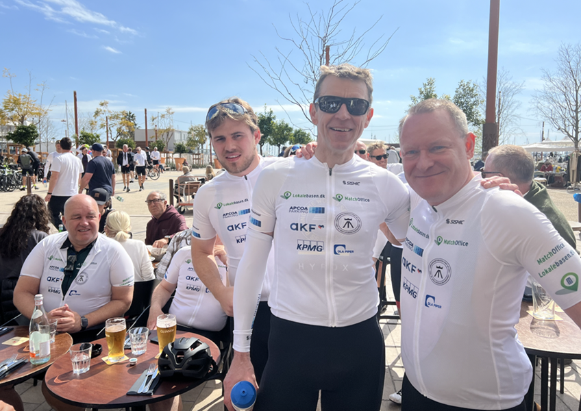 Lokalebasens dedikerede Tour de MIPIM-felt over målstregen i Cannes