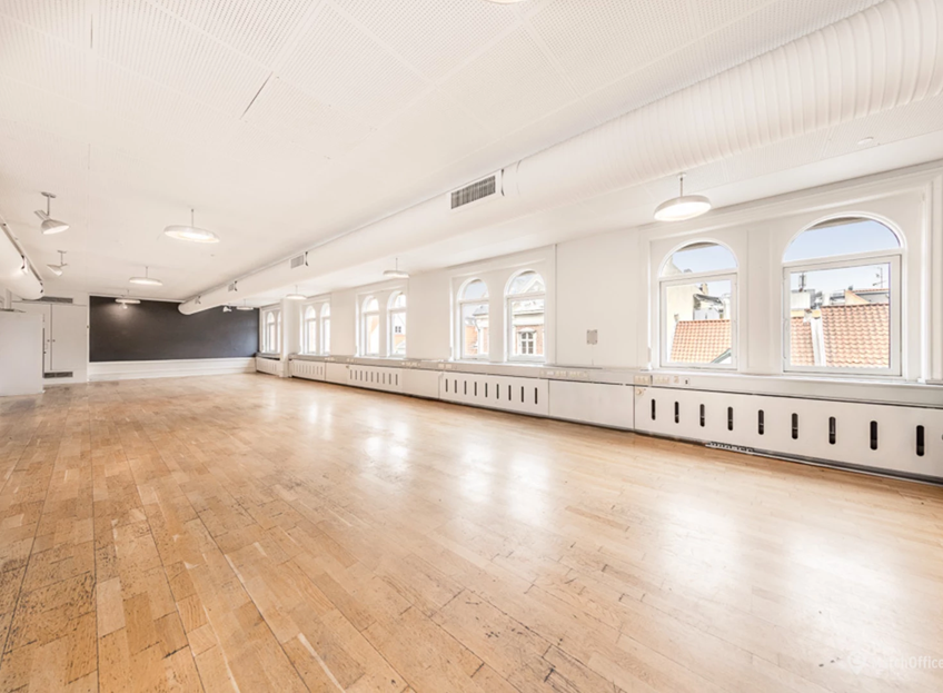 Here we go - design your company's new office environment from scratch