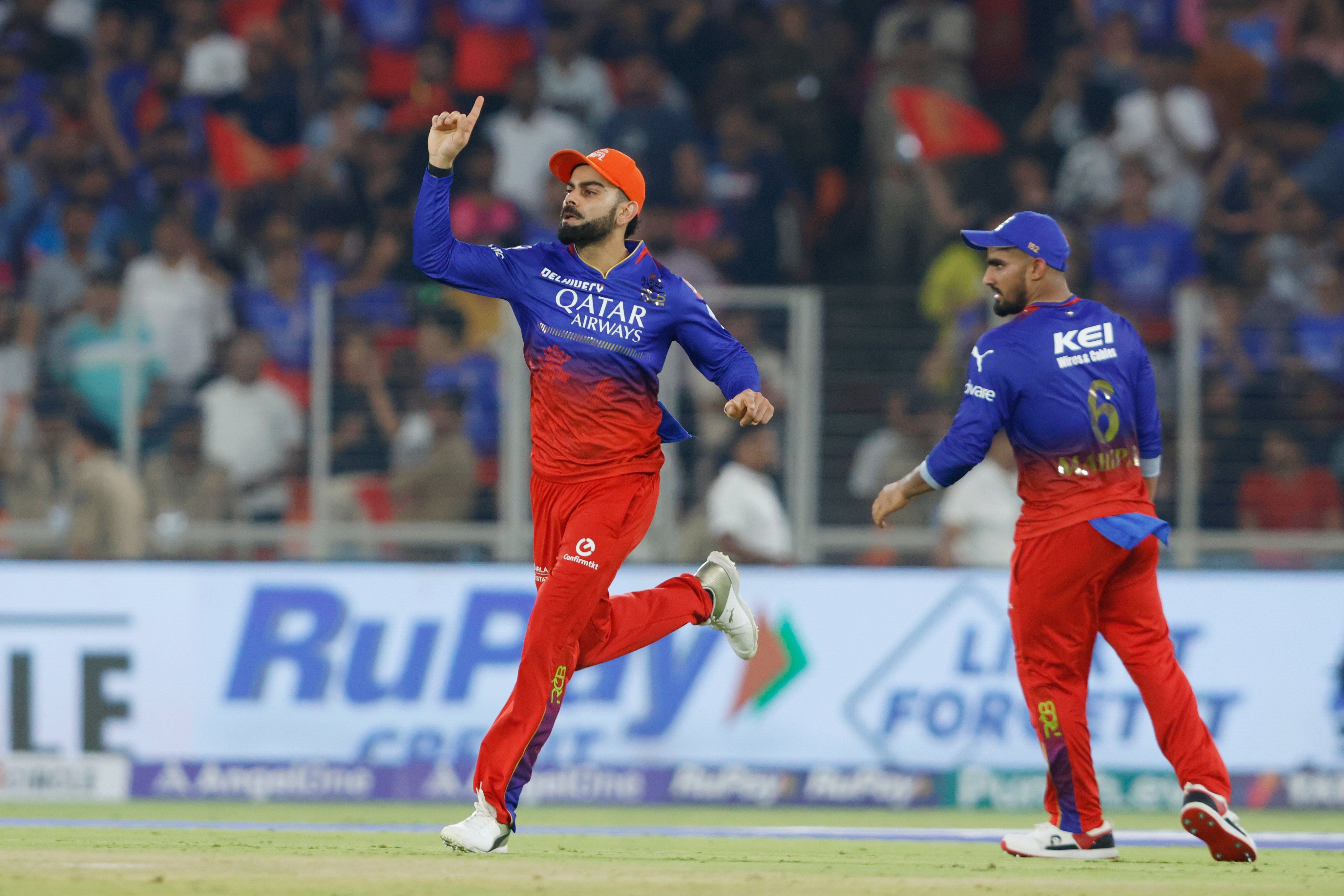 RCB.jpg