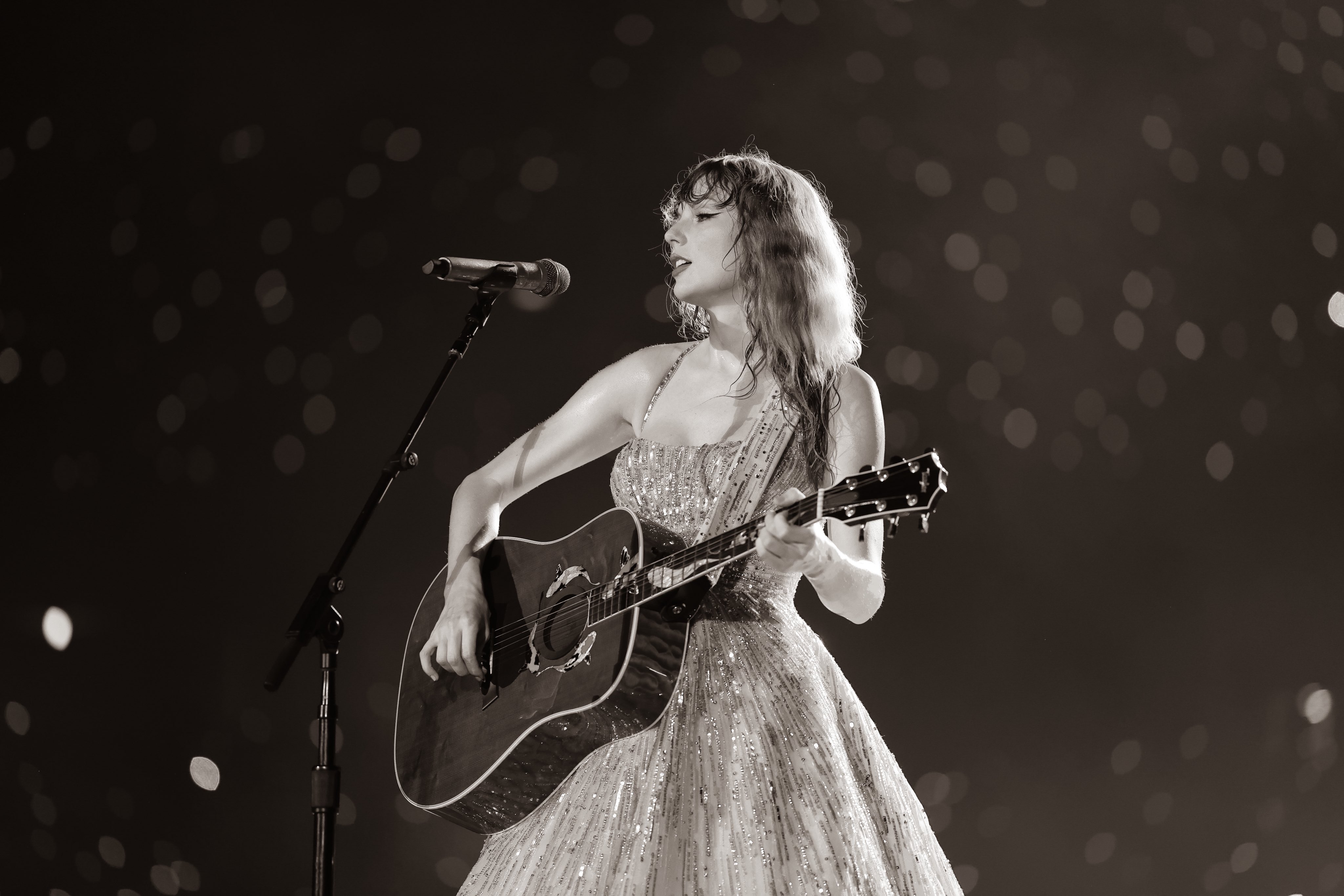 Taylor Swift Net Income From Eras Tour Taylor Swift’s Eras Tour Smashes Records With $2 Billion Earnings