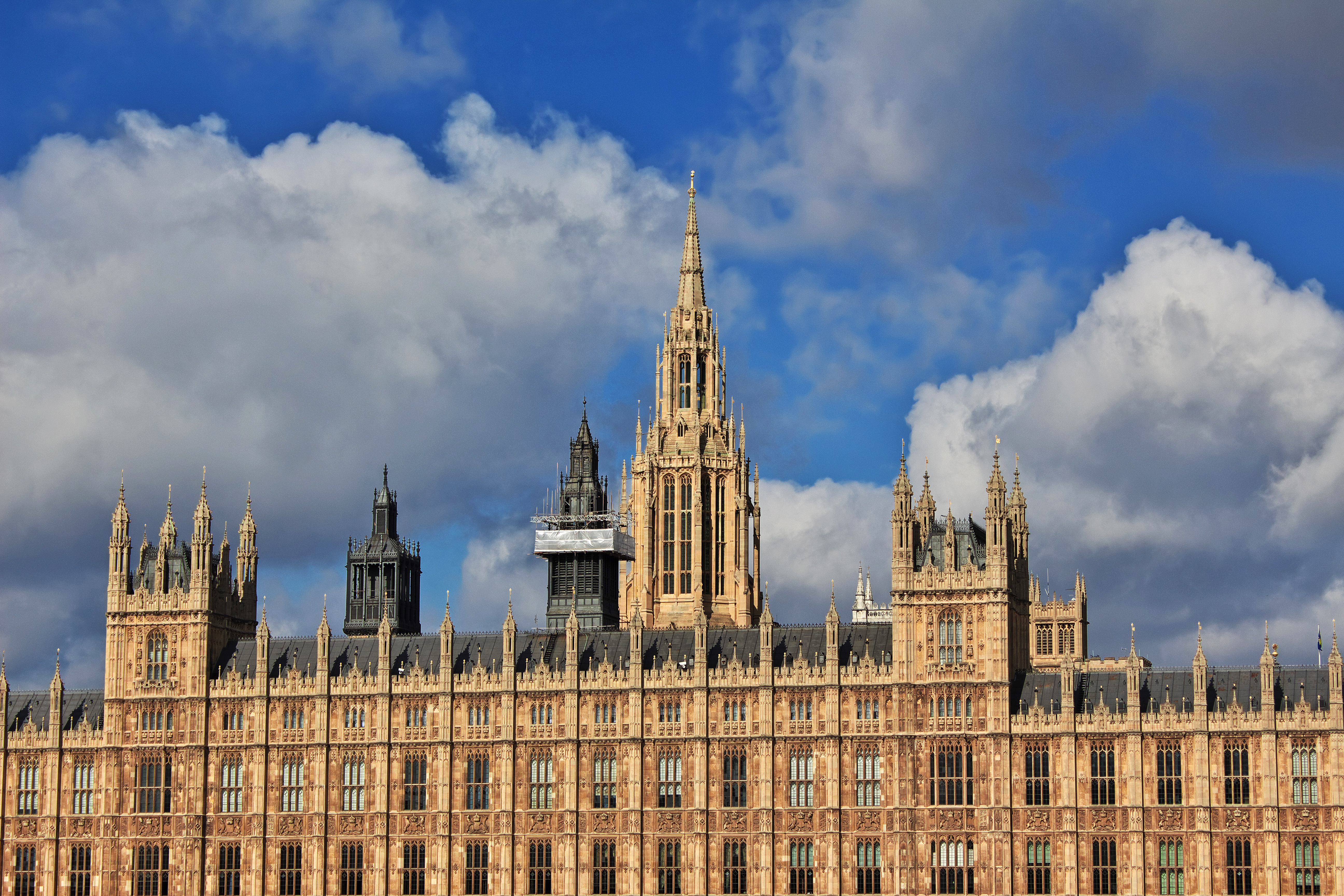 Labour MPs propose public funding for Harry and Meghan's UK security