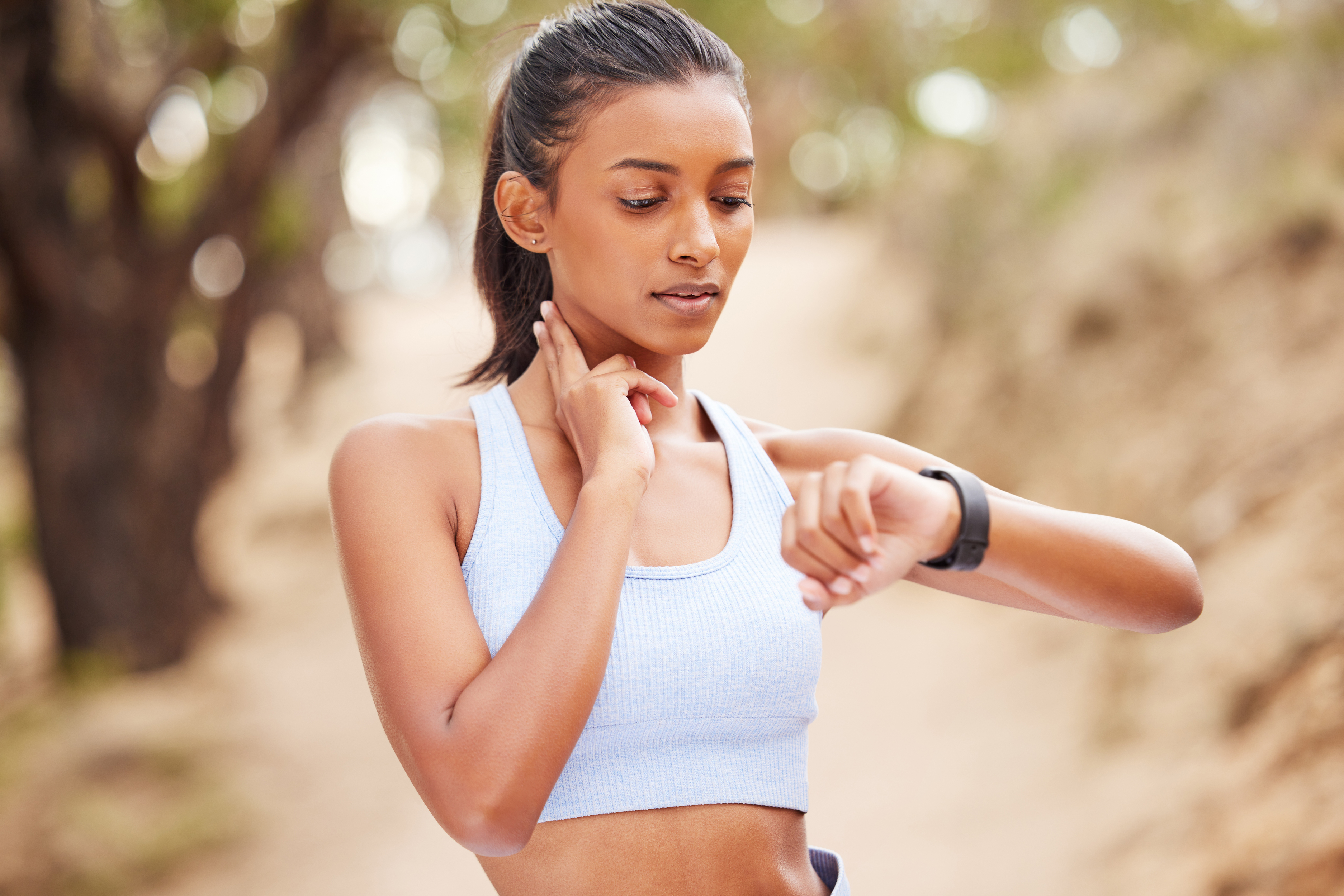 Fitness trackers detect pregnancies early, but experts warn of anxiety