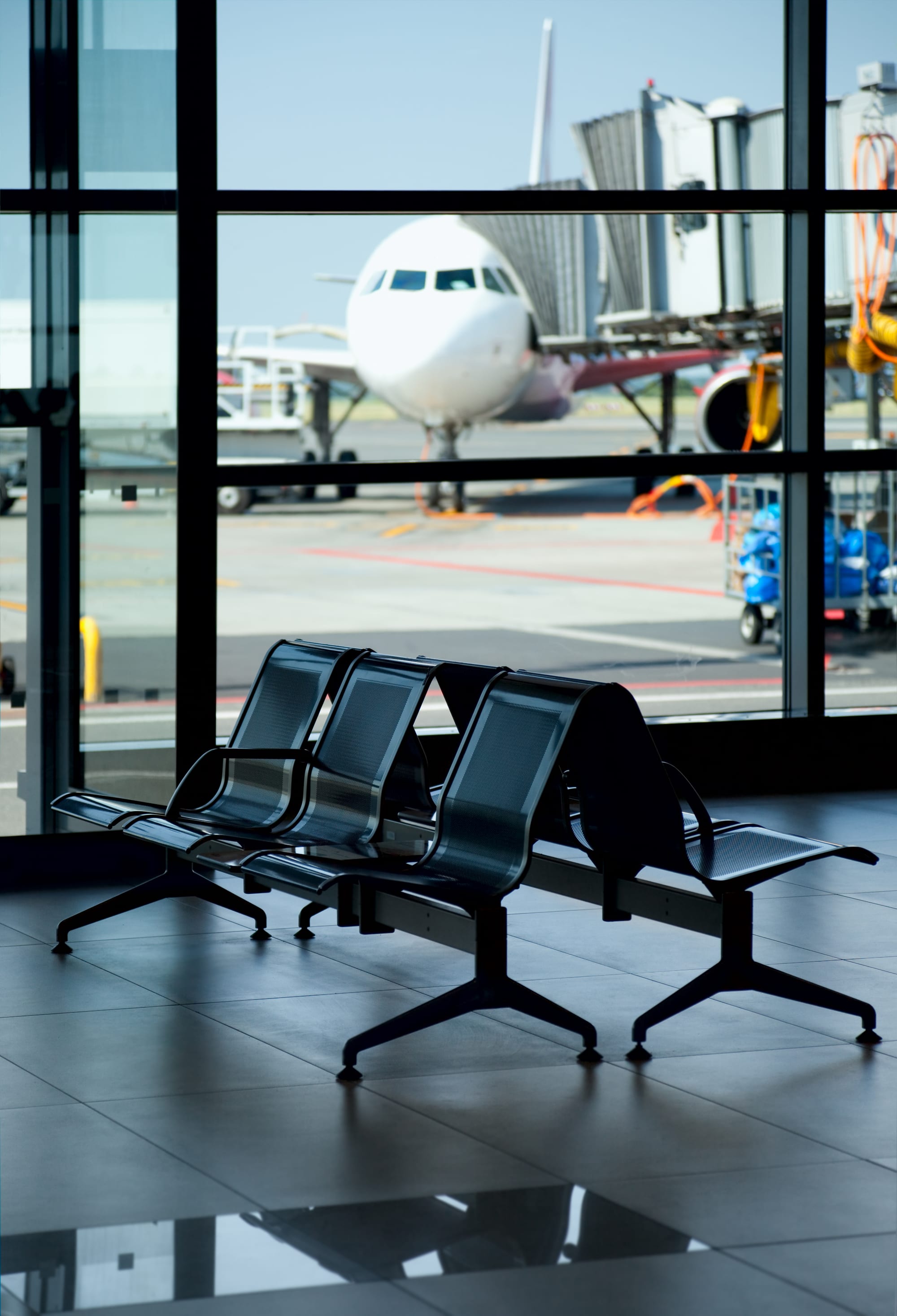 Jakarta airport cancels 209 flights Sunday due to Anak Krakatau volcanic ash