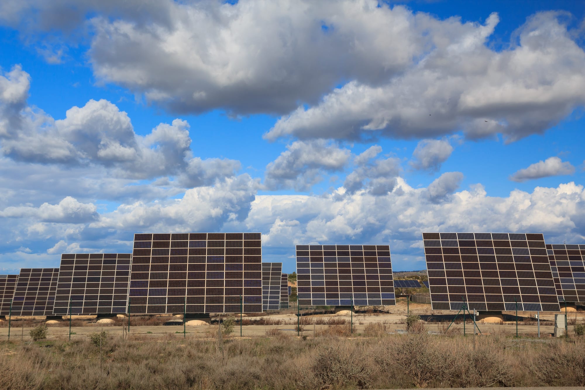 Sudan war damages electricity grid, pushing many to solar power