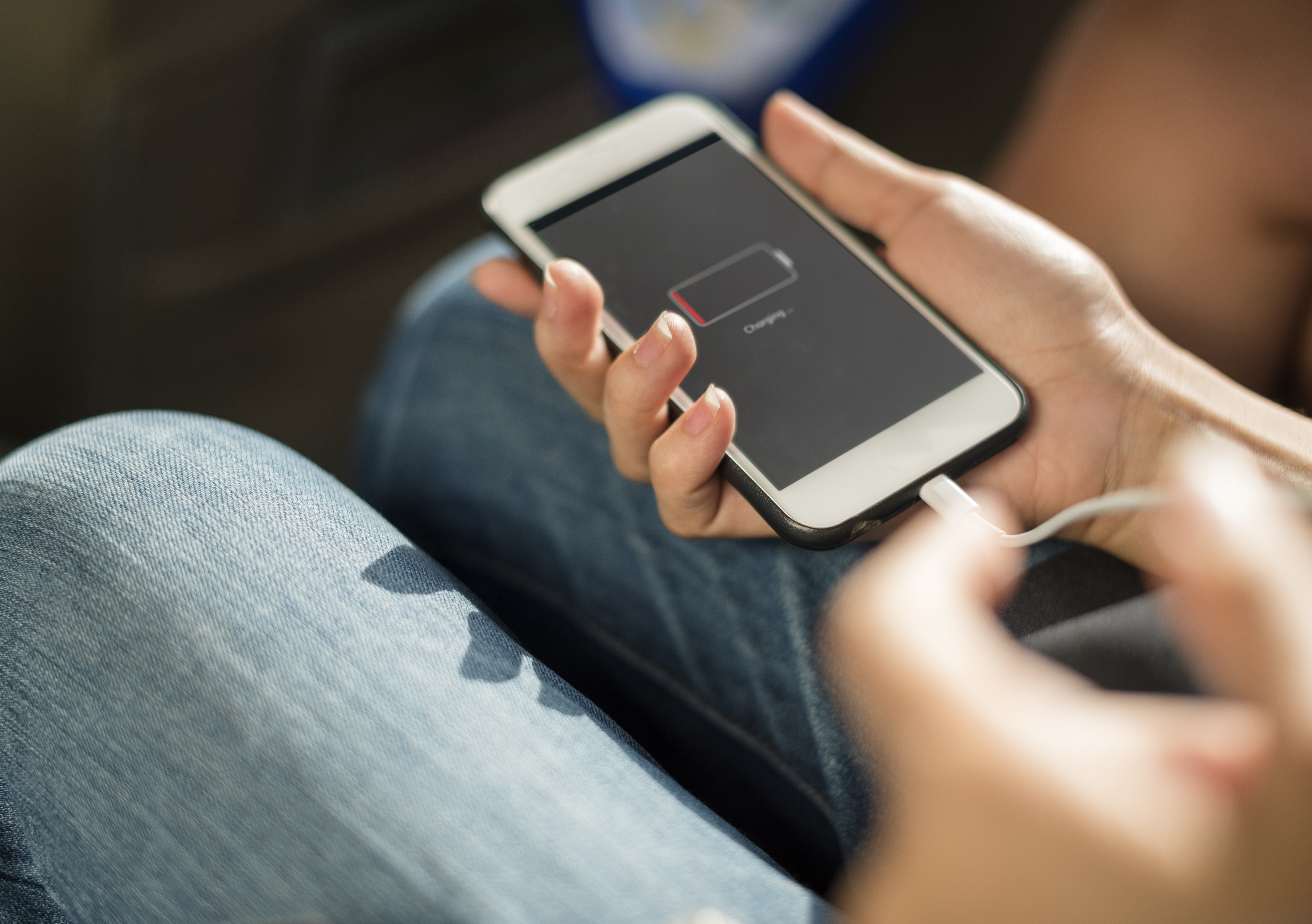 Modern phones manage fast charging heat, limiting battery damage