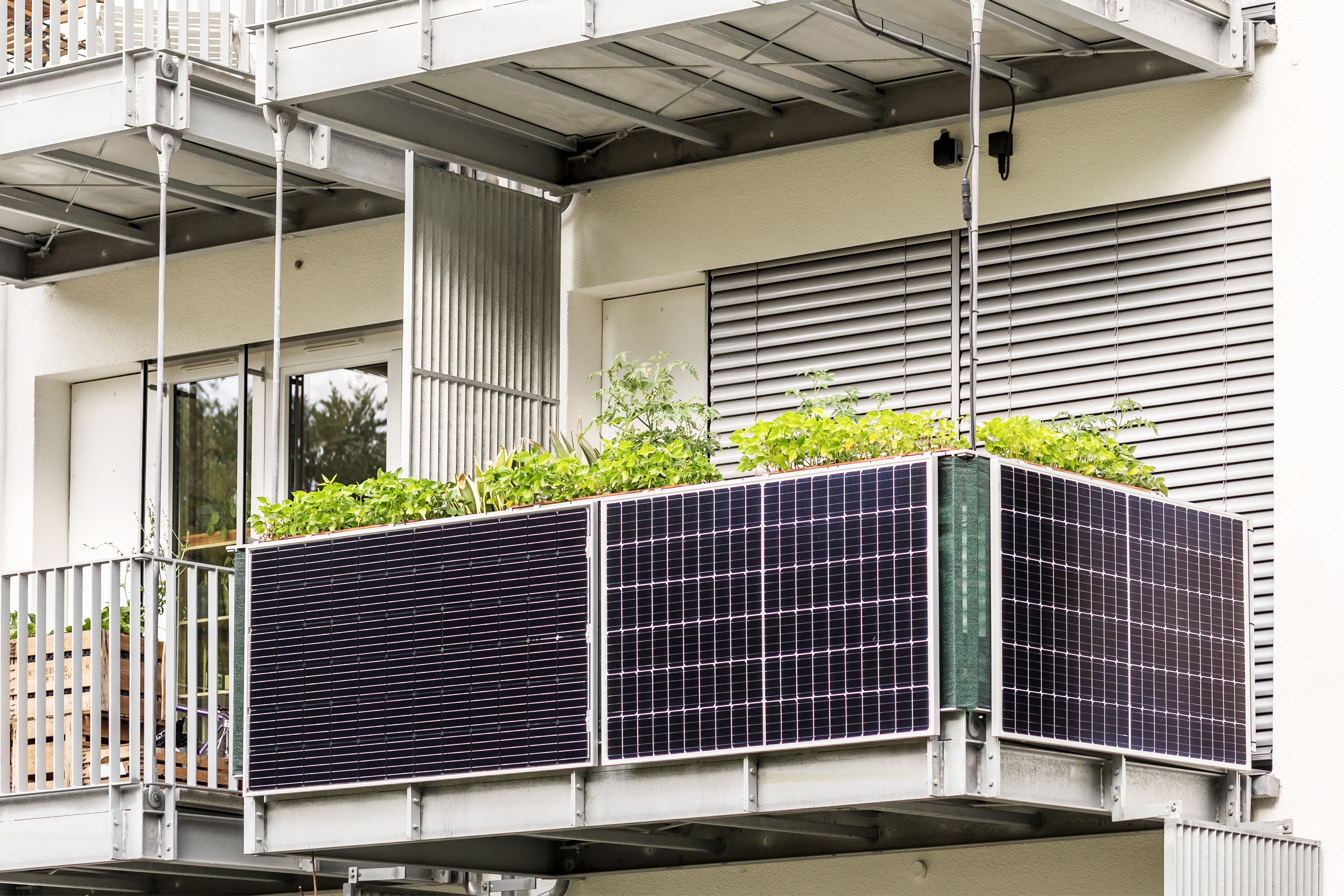 UK homes can install plug-in solar panels from August 27