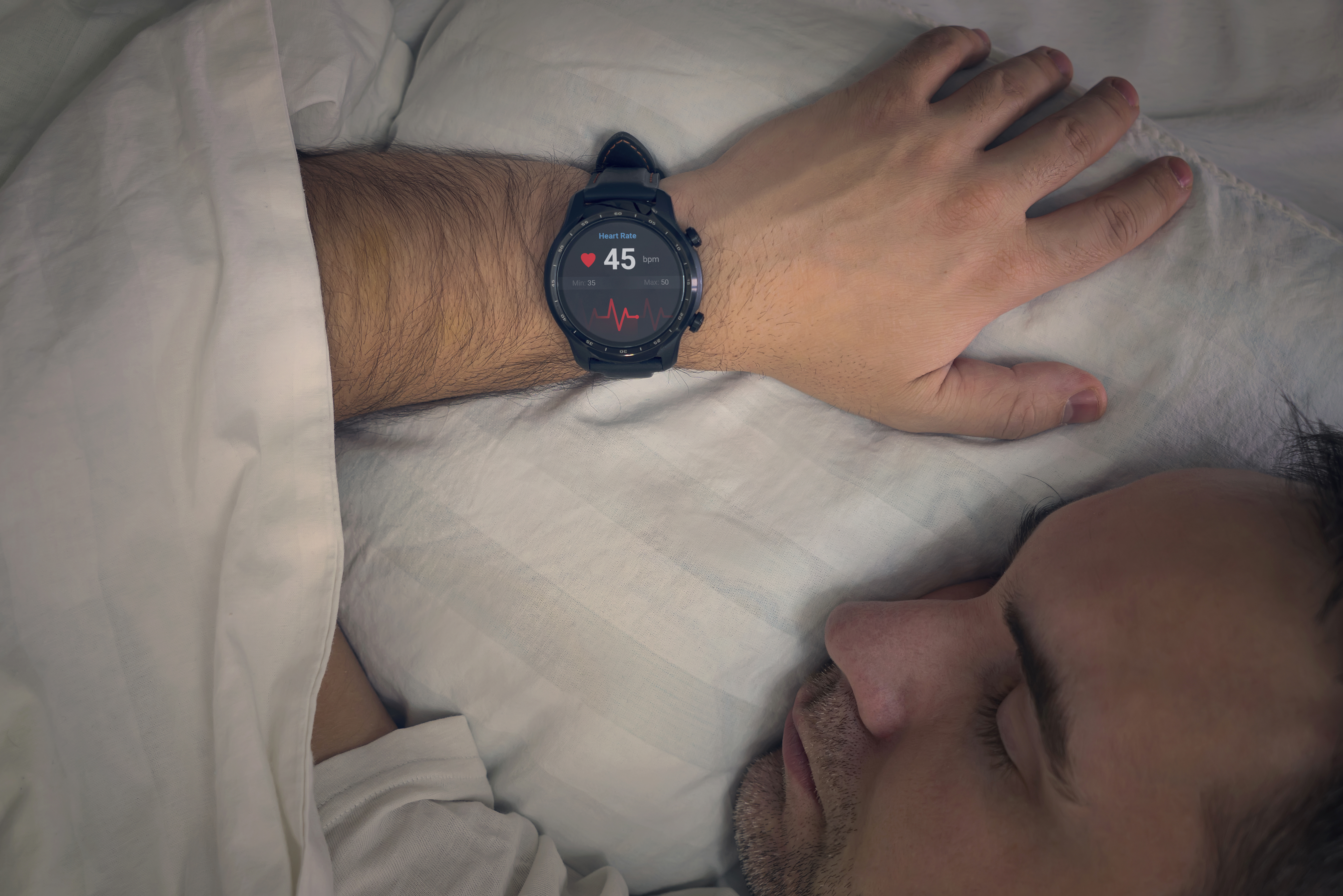 Don't trust your smart watch, experts say sleep quality is personal