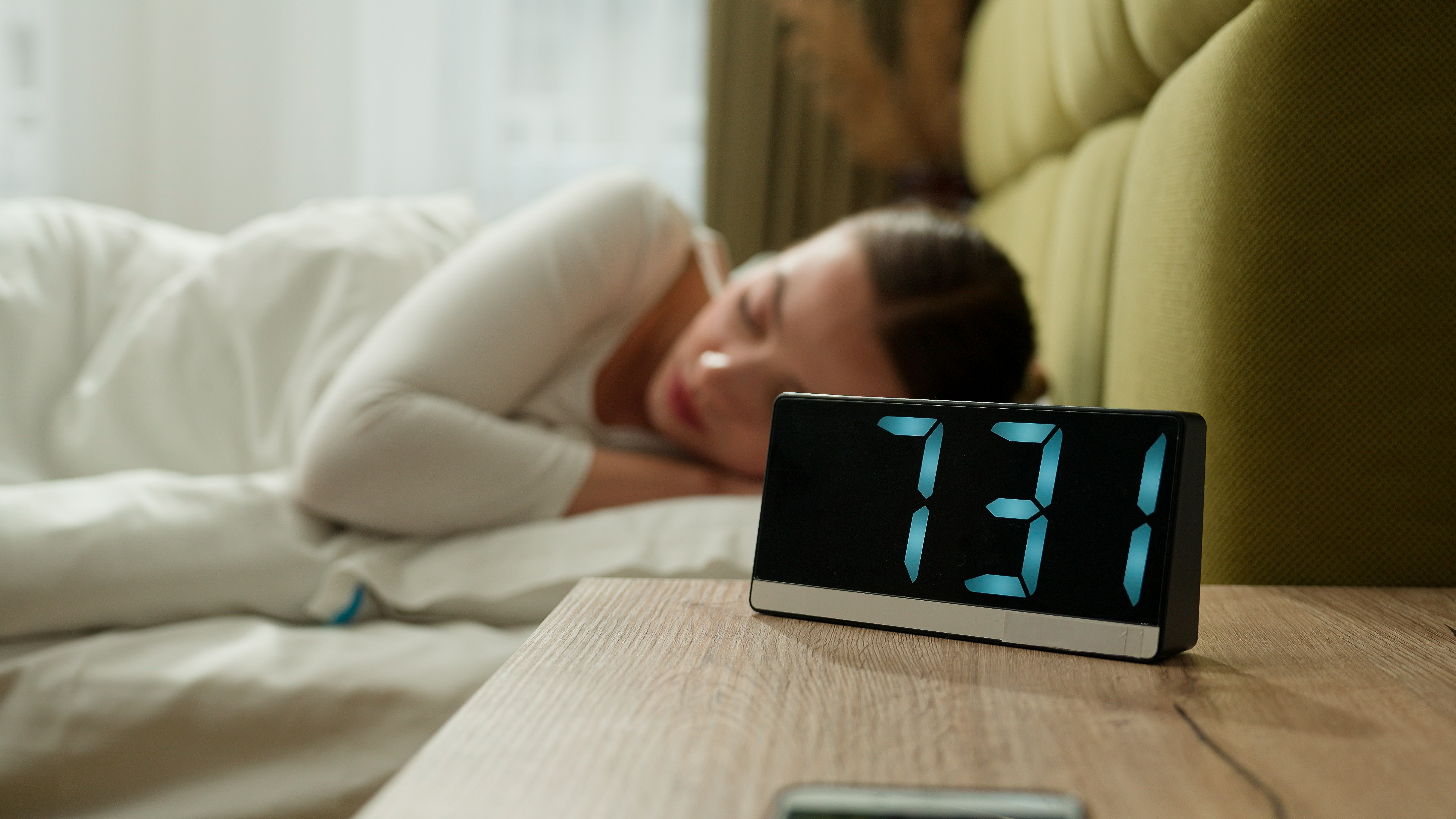 Early waking, sleep tracking: When 'healthy' habits backfire