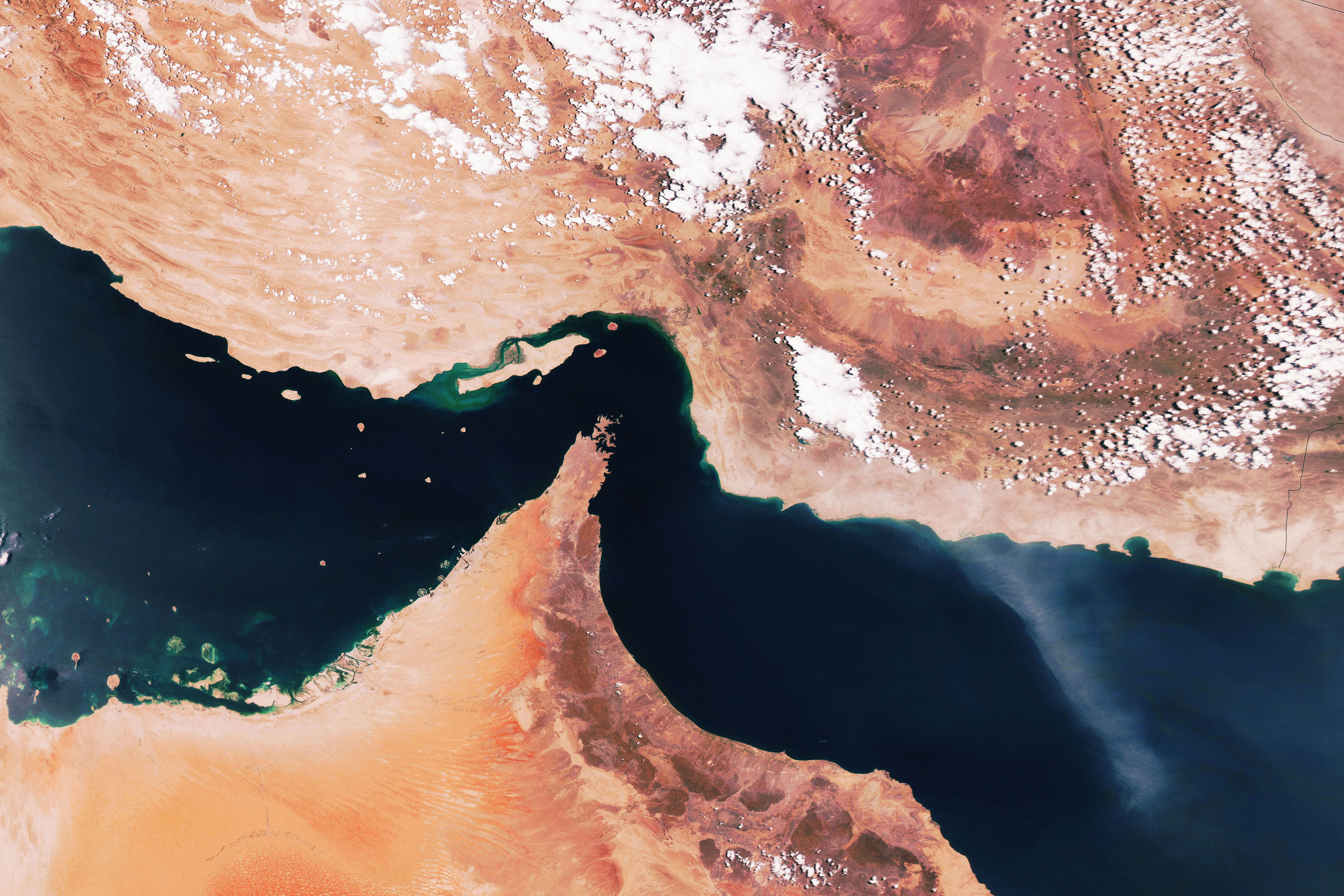 US expects Iran and Oman to agree on Strait of Hormuz shipping