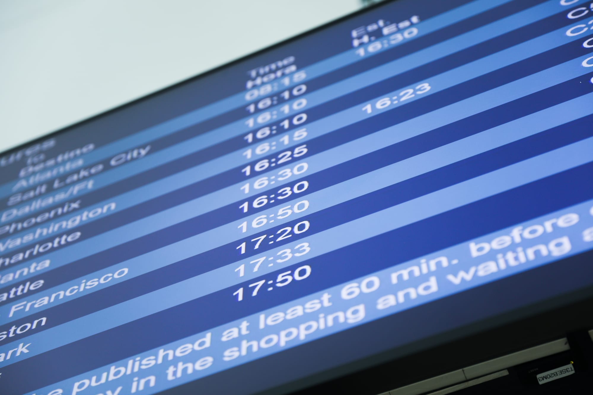 Climate change causes more flight delays and cancellations