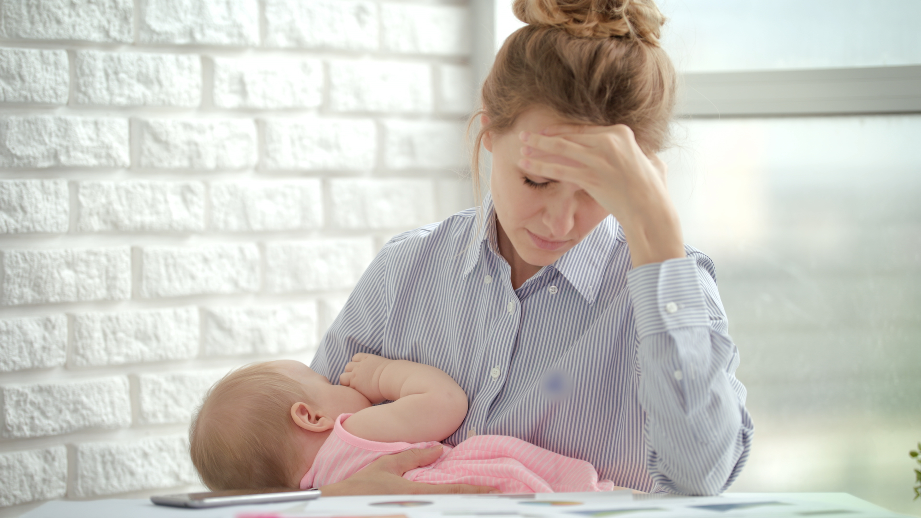 Thousands of UK women get undiagnosed PTSD after childbirth