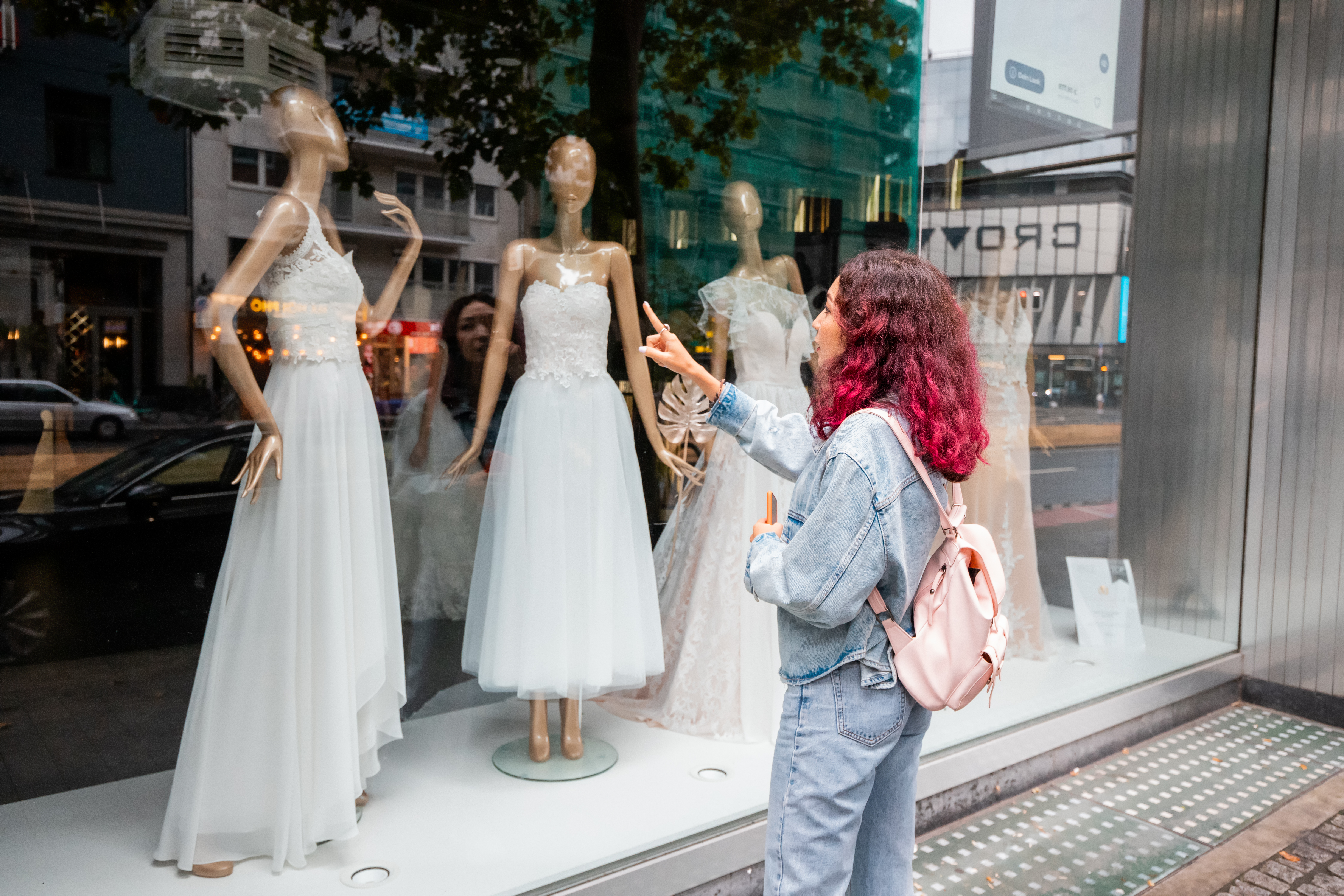 Ozempic weight loss making wedding dress shopping trickier for brides