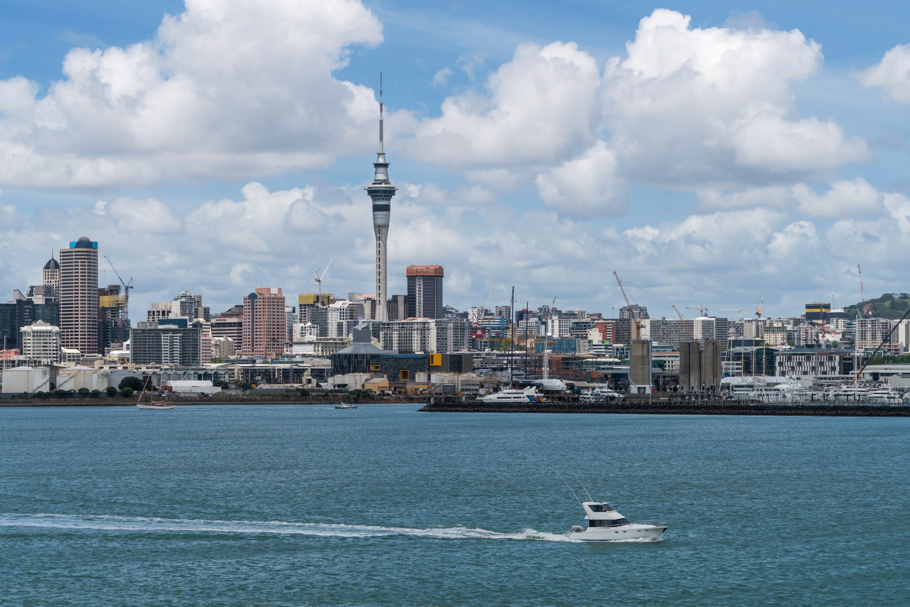 Magnitude 5.8 earthquake strikes New Zealand's North Island on Saturday
