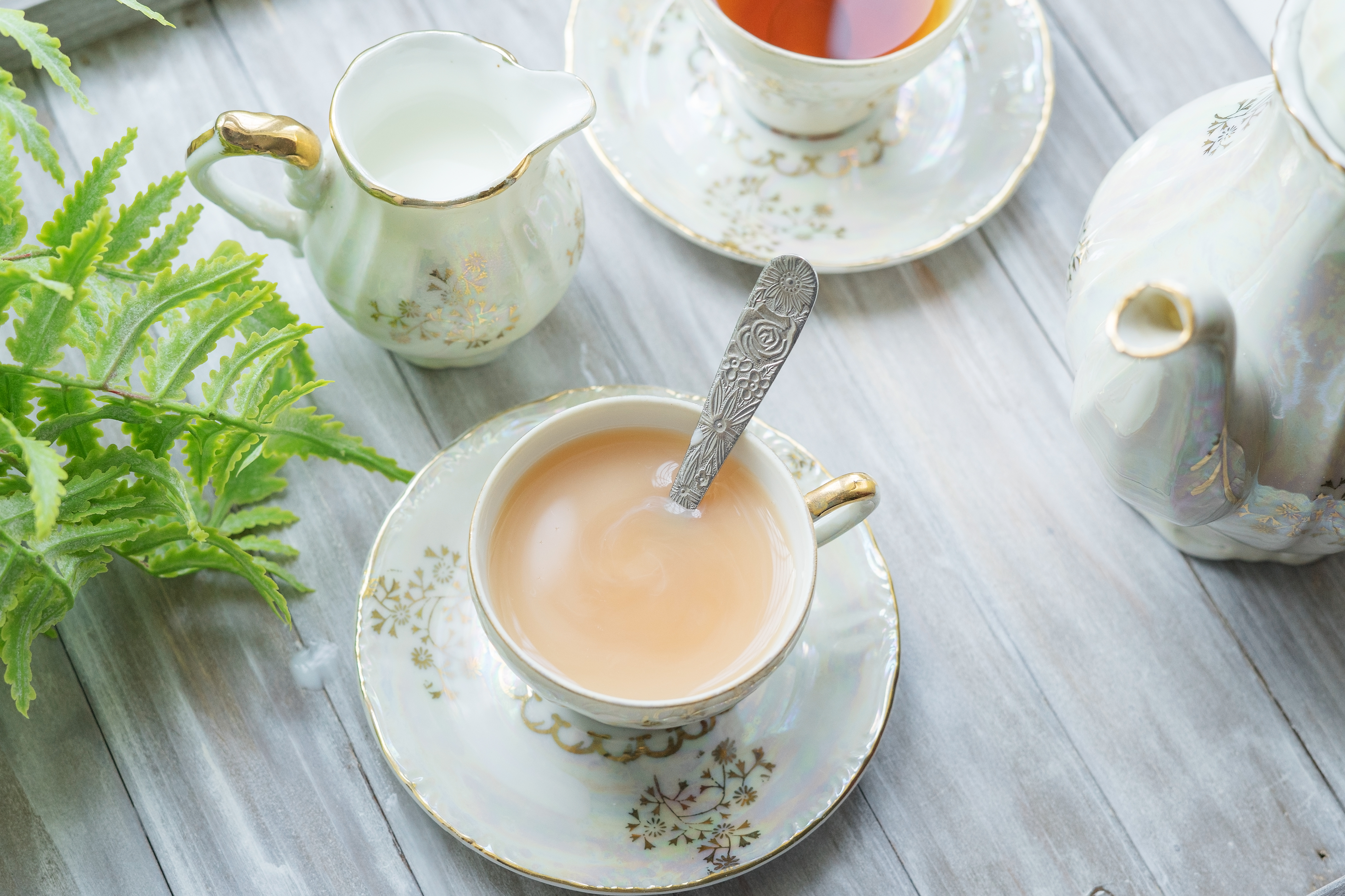 Young Brits now pick tea over alcohol to prepare for big events