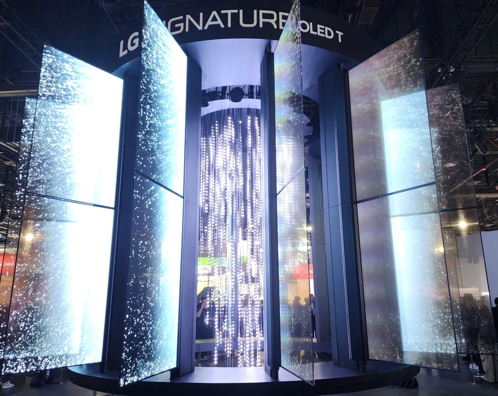 [CES 2025] LG Spends $2M on Showcase, Display Tech 'Truly Amazing'