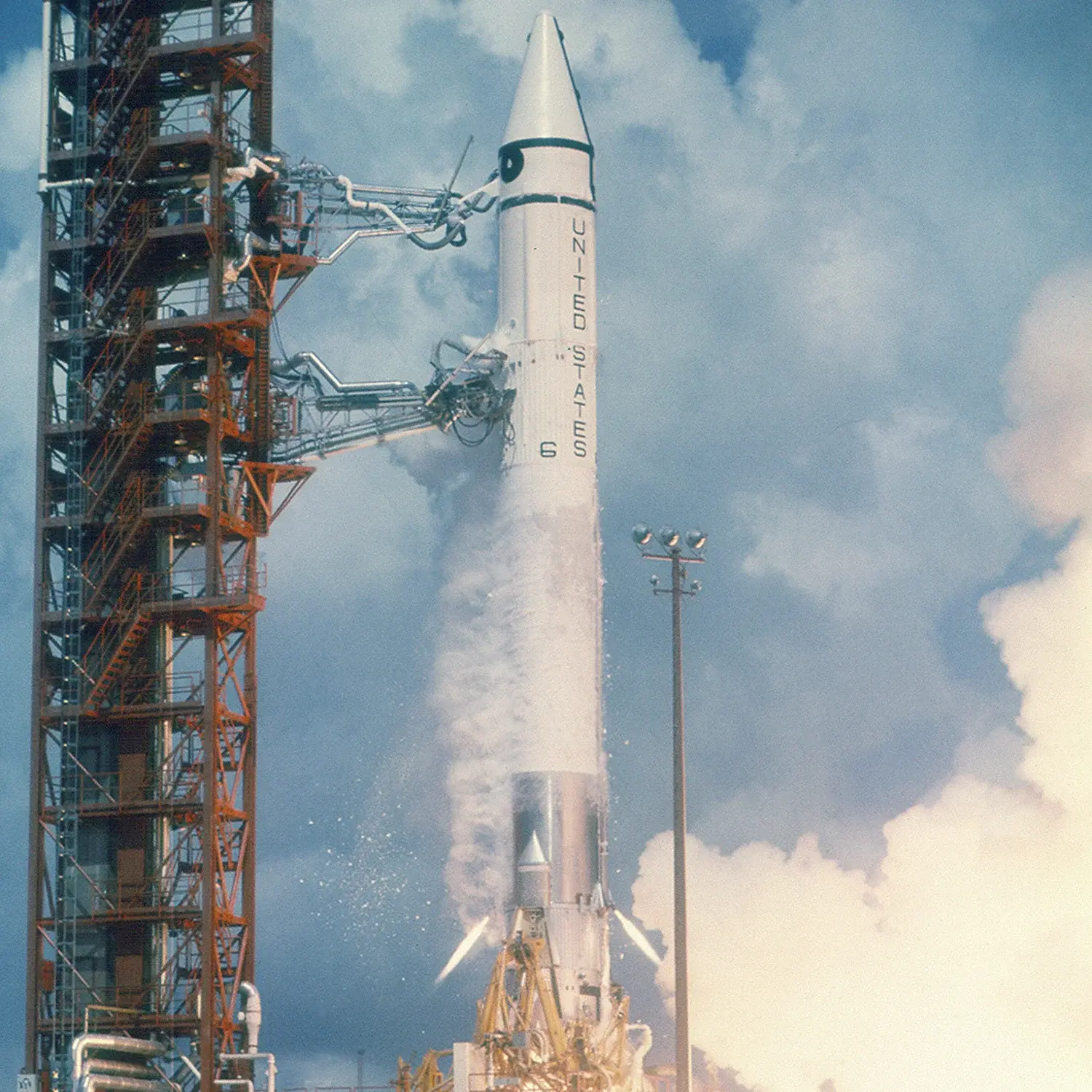 Atlas-LV3C Centaur-D rocket by undefined
