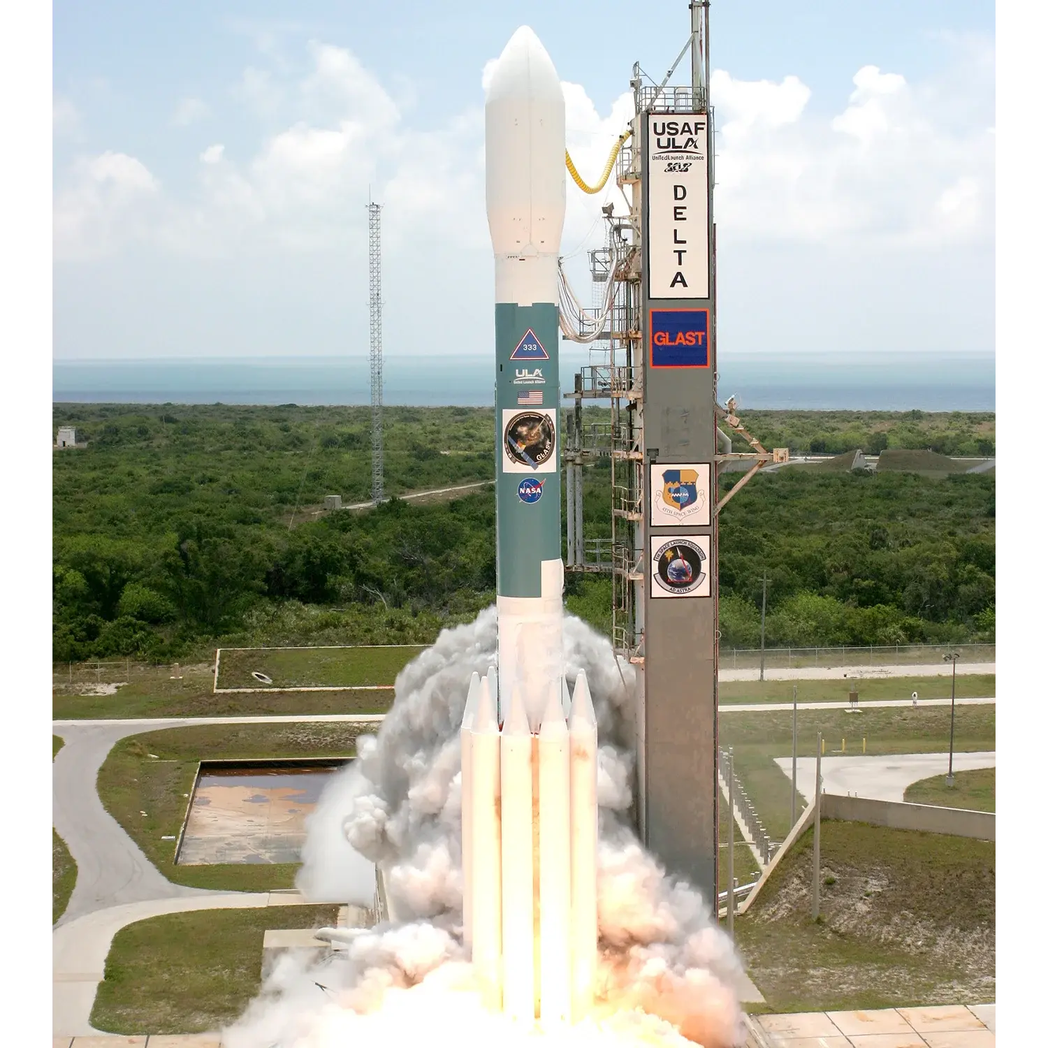 Delta II 7920H-10C rocket by undefined