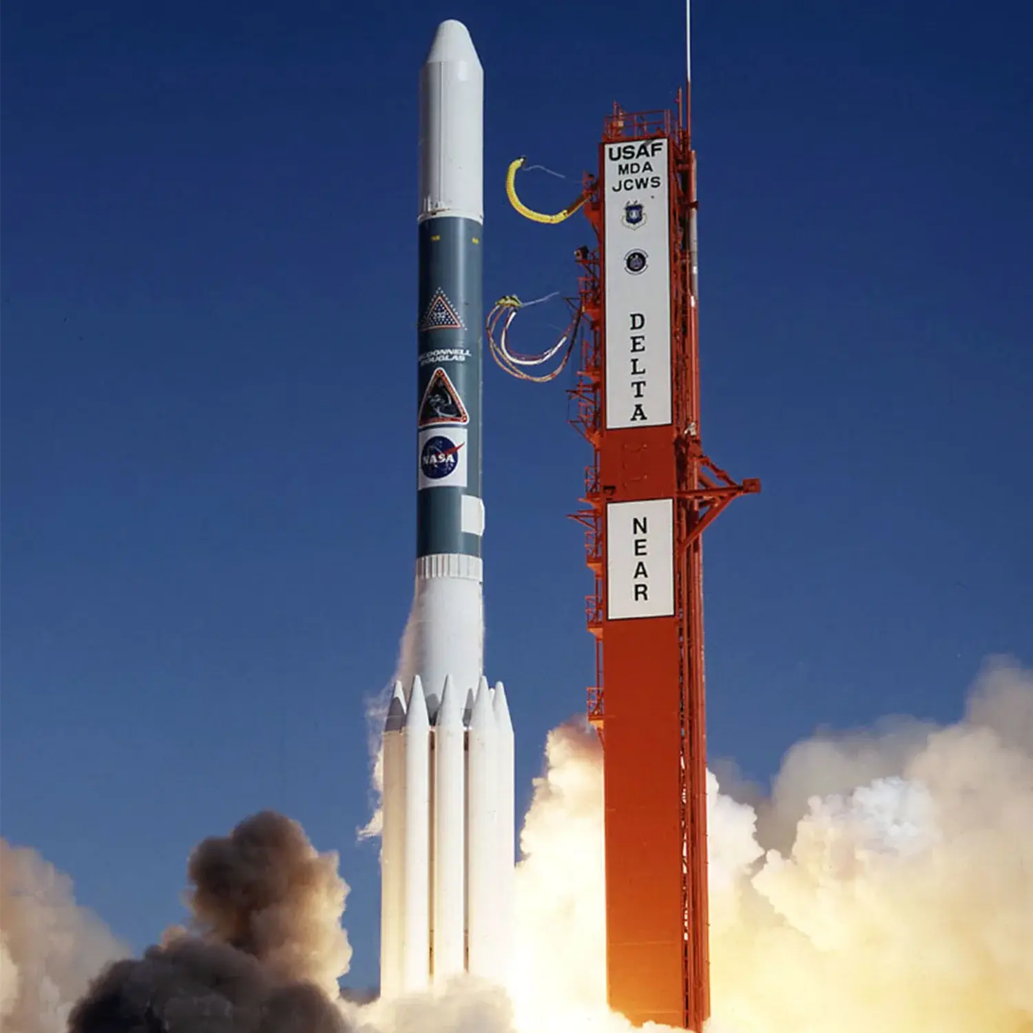 Delta II 7925-8 rocket by undefined