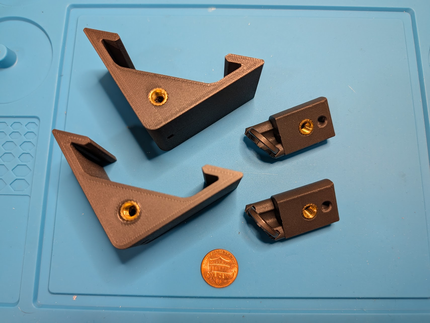 Tripod mounts for Stringman