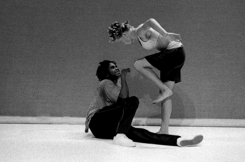 Linked image (Nummers_Theatergroep Artisjok Nultwintig_Nita Liem_18