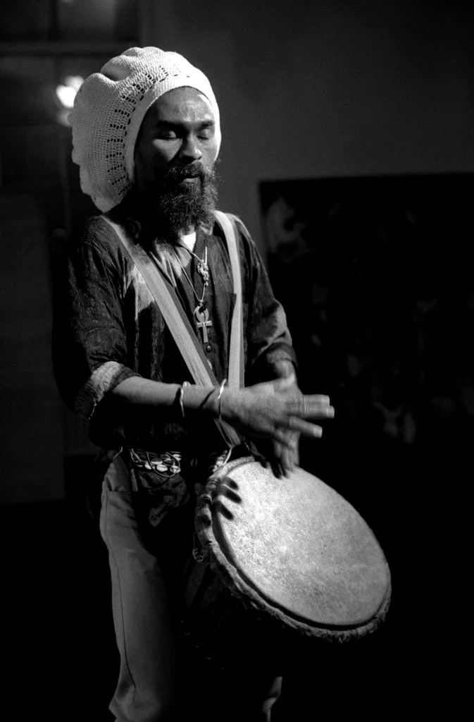 Linked image (The colored museum_De Nieuw Amsterdam_Rufus Collins_12