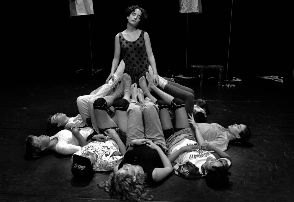 Linked image (Quest_Jongerentheater Artisjok Nultwintig_David Greaves en Nita Liem_12