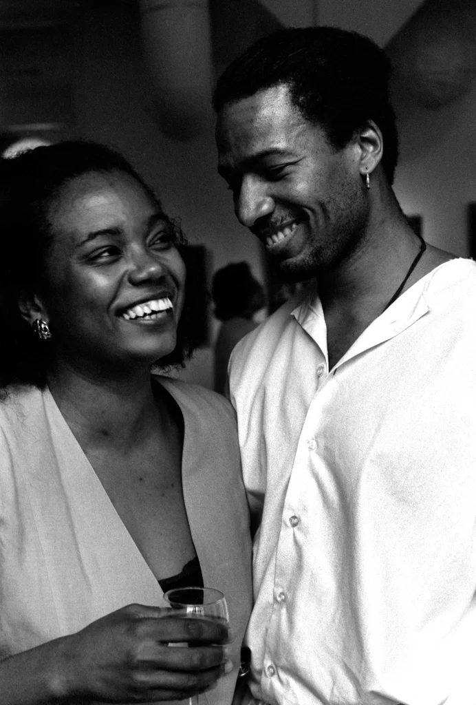 Linked image (Derek Walcott 2