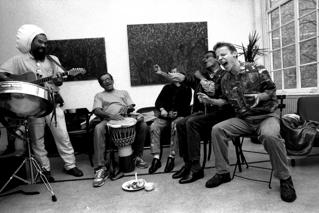 Linked image (Derek Walcott 4