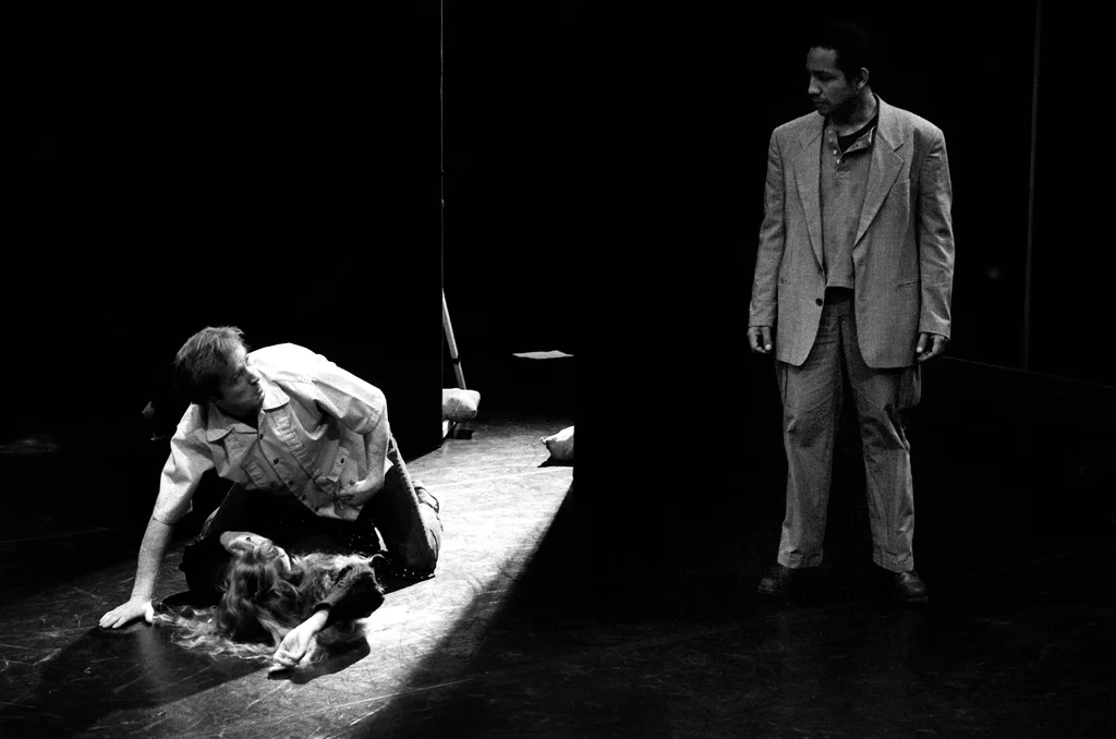 Linked image (De figuranten_Cosmic_Karim Traïdia_5