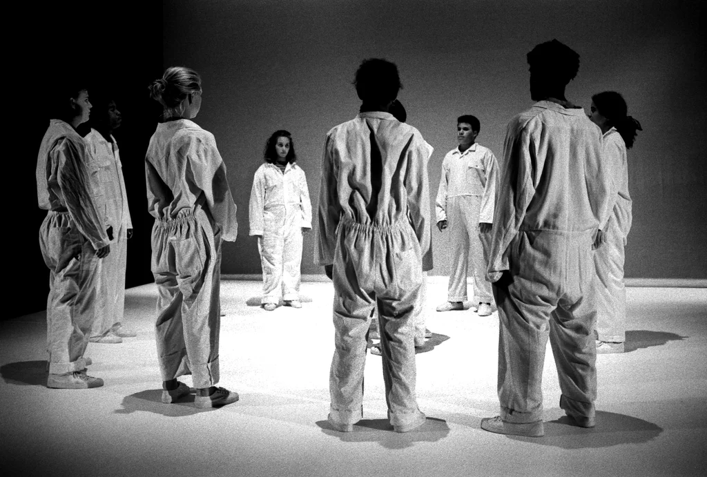 Linked image (Nummers_Theatergroep Artisjok Nultwintig_Nita Liem_10