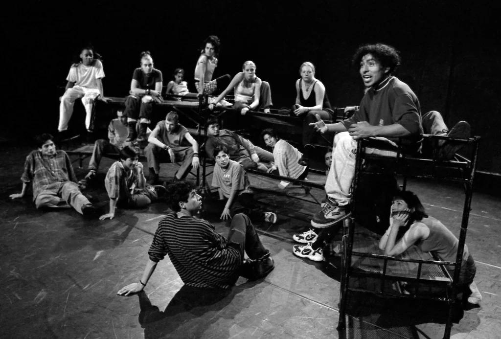 Linked image (OLAA_Jongerentheater Artisjok Nultwintig_David Greaves en Nita Liem_5