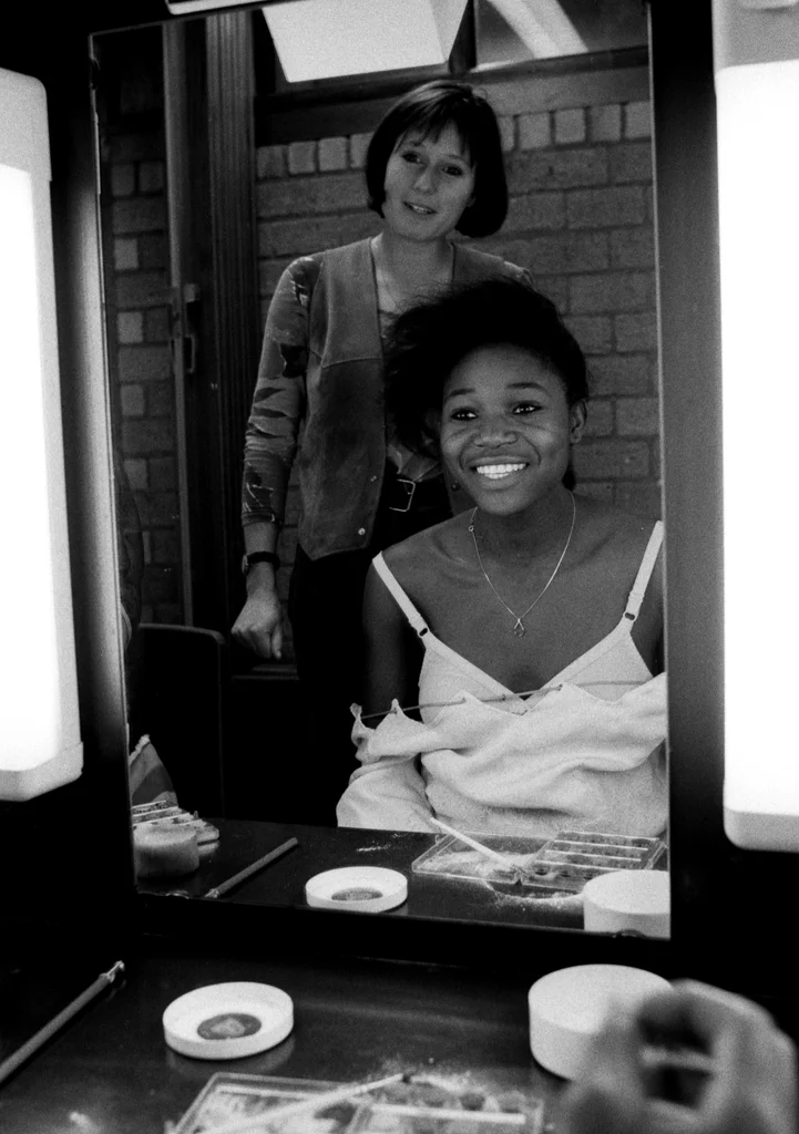 Linked image (Wachter van de nacht_Jongerentheater Artisjok Nultwintig_Carlos Lagoeira_9