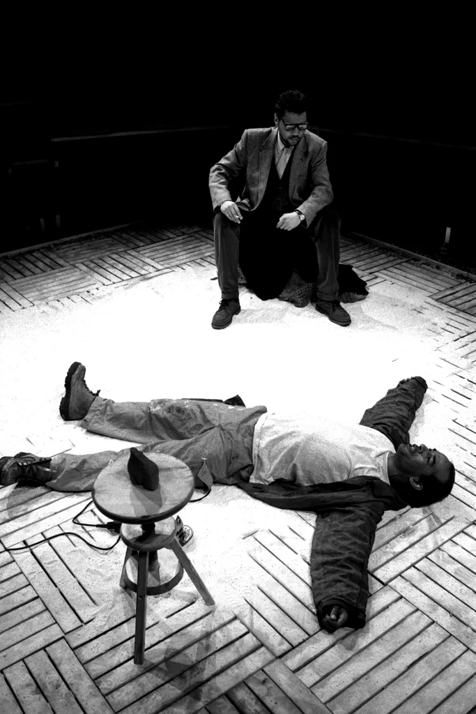 Linked image (Schuldeisers_Cosmic_Ad van Kempen en John Leerdam_9