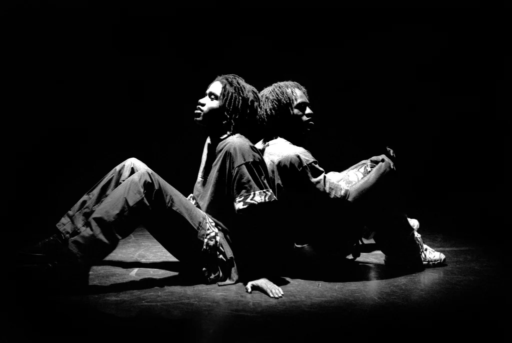 Linked image (Bloedlink_Theatergroep Artisjok Nultwintig_David Greaves_2