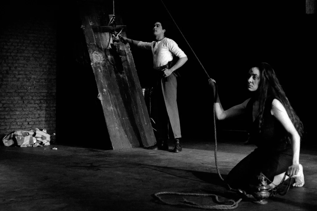 Linked image (Carmen 1936_De Nieuw Amsterdam en Torka-T_Robert Siân_10