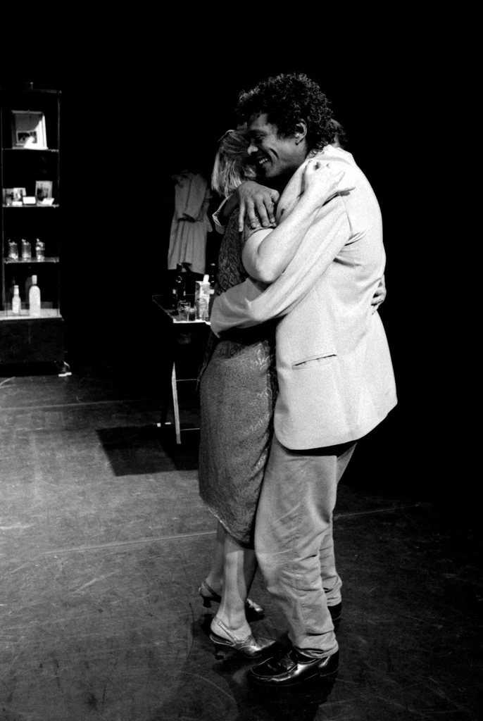 Linked image (Familie Samuels_Cosmic_Celil Toksöz_4