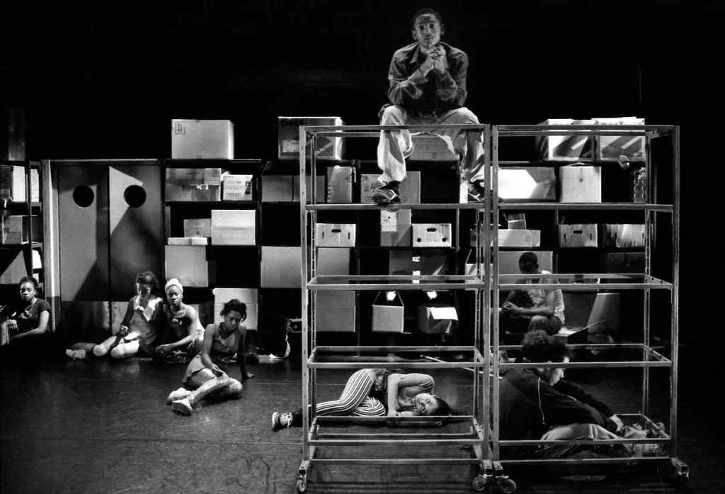 Linked image (Semilla_Theatergroep Artisjok Nultwintig_Nita Liem_2