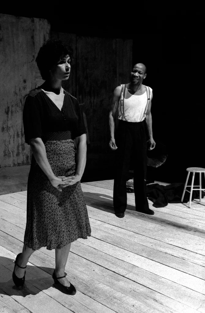 Linked image (!Ay Carmela!_De Nieuw Amsterdam_Nilo Berrocal Vargas_18