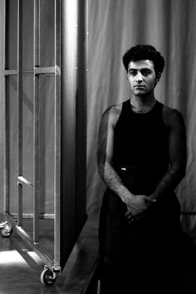 Linked image (O.J. Othello_Cosmic_John Leerdam_4