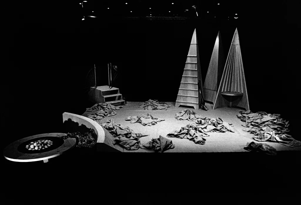 Linked image (Loekoeman_Theatergroep Pruim_John Leerdam_17