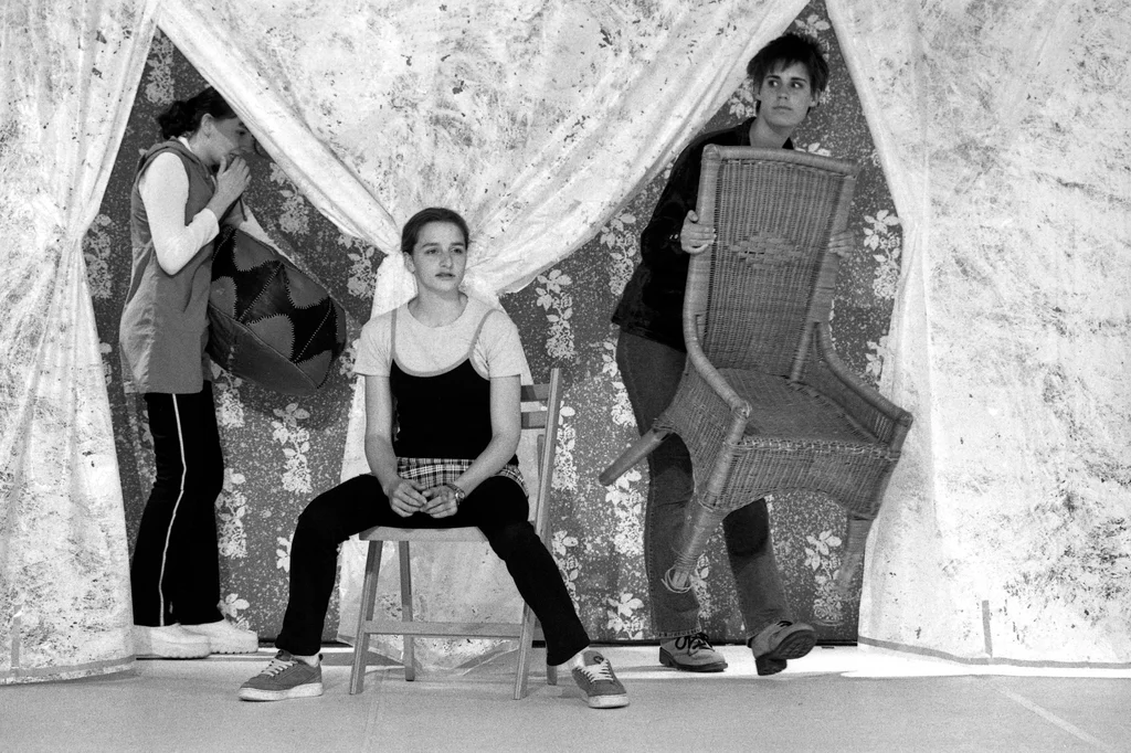 Linked image (Lot_Jongerentheater Artisjok Nultwintig_Willem-Jan Hoekstra_3