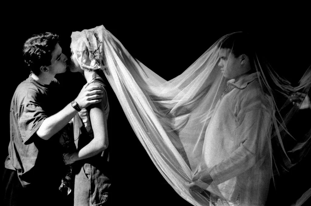 Linked image (Bloedlink_Theatergroep Artisjok Nultwintig_David Greaves_13