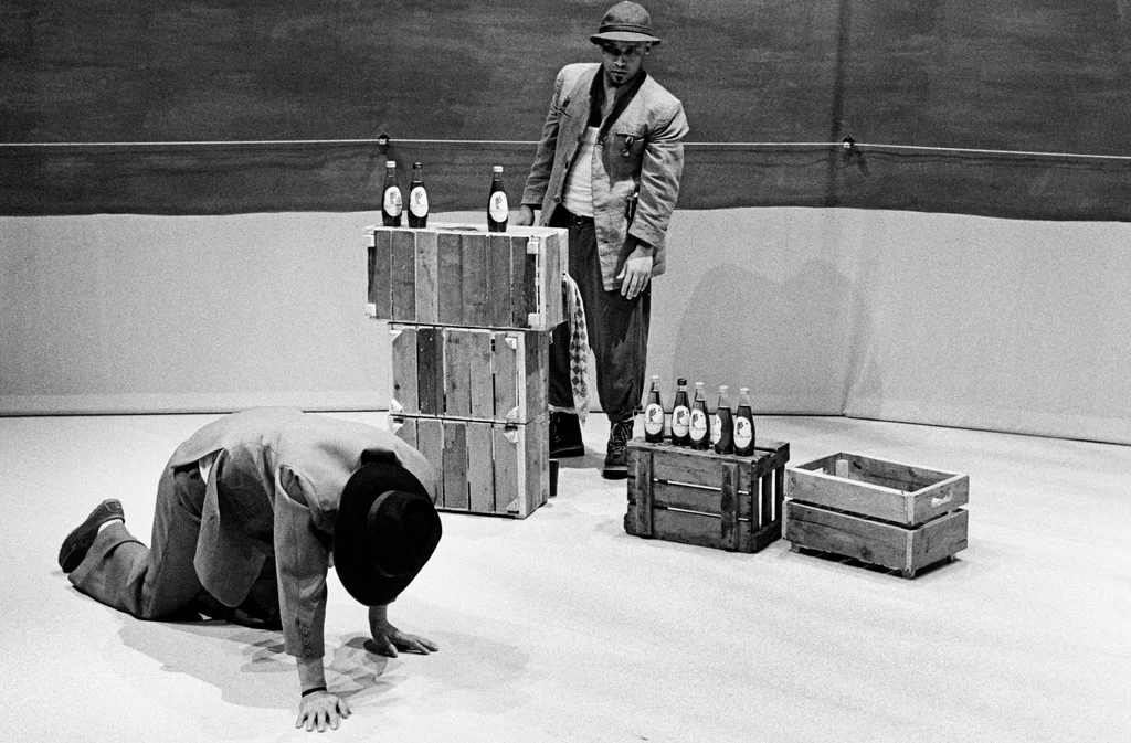 Linked image (Kadushi en DE Windt_Theatergroep Pruim_Marianne Seine_8