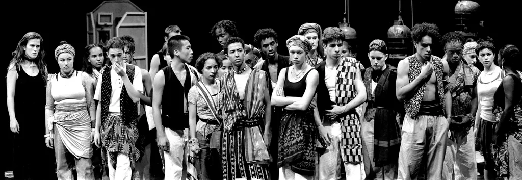 Linked image (Quest_Jongerentheater Artisjok Nultwintig_David Greaves en Nita Liem_17