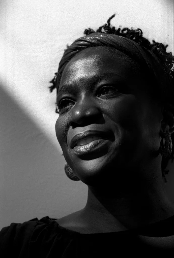 Linked image (4  Marian Rolle