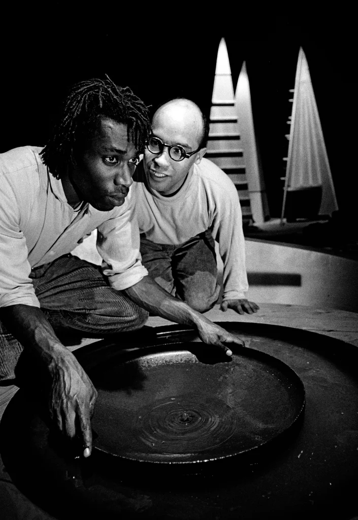 Linked image (Loekoeman_Theatergroep Pruim_John Leerdam_11